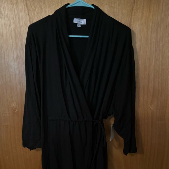 Black Wrap Shirt - Picture 2 of 4